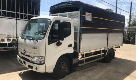 HINO-XZU650L-Mui-bat-5-bung-NHOM-1-