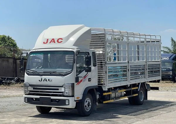 JAC N750 PLUS E5A – THÙNG BẠT Ngoại thất 4
