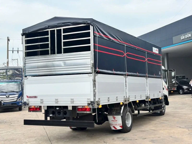 N900 thùng mui bạt tiêu chuẩn 9 tấn dài 7.6m Ngoại thất 4