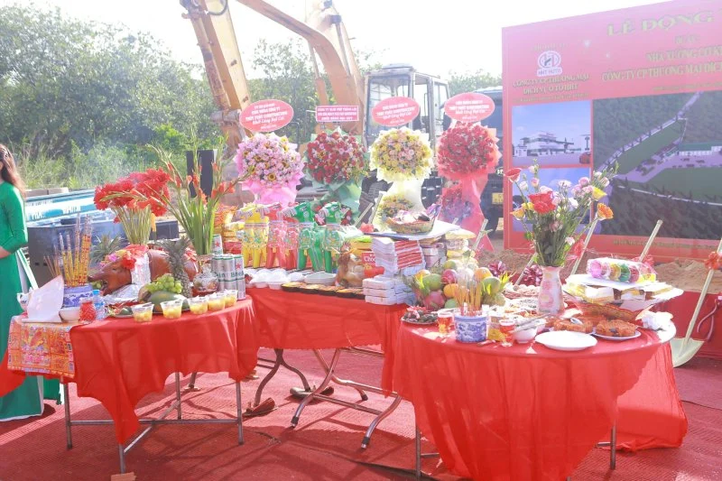 HHT khởi công nhà máy đóng thùng ô tô Tân Uyên TP. HCM
