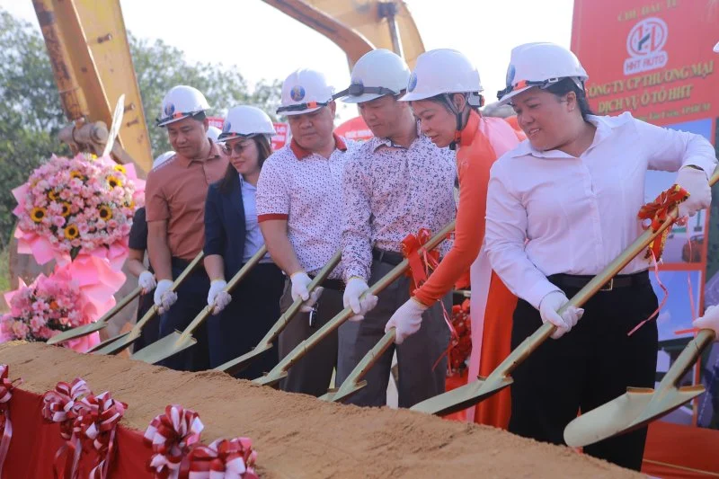 HHT khởi công nhà máy đóng thùng ô tô Tân Uyên TP. HCM