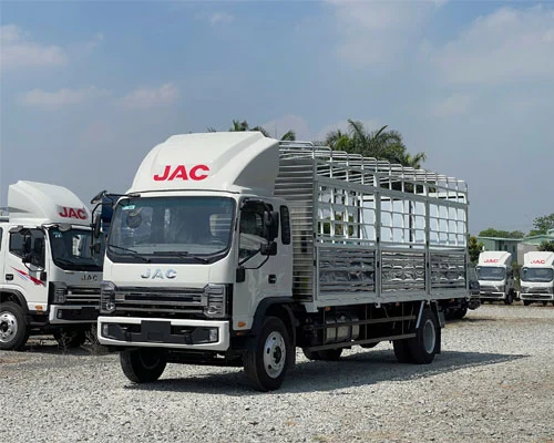JAC N800 PLUS E5 – THÙNG BẠT Ngoại thất 4
