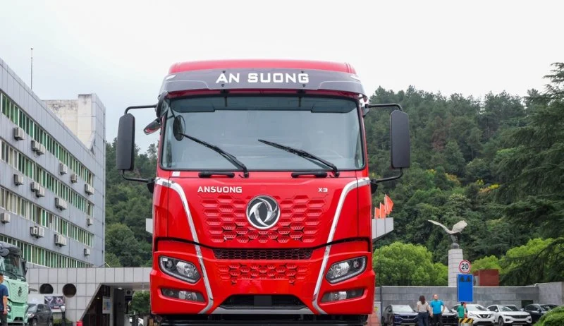 Dongfeng X3 1 cầu 9 cấp số 290HP Ngoại thất 7