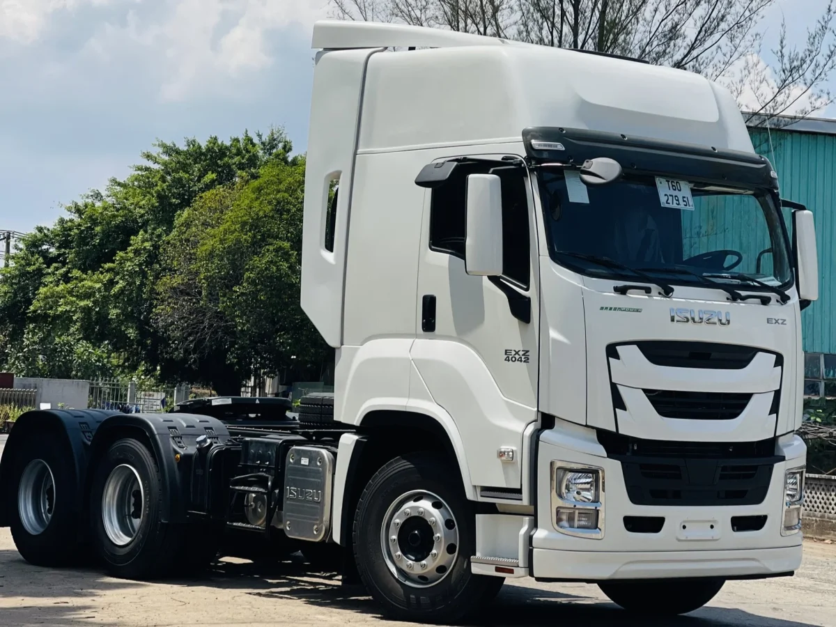 Xe đầu kéo ISUZU EXZ – 6×4 – 420PS Ngoại thất 2