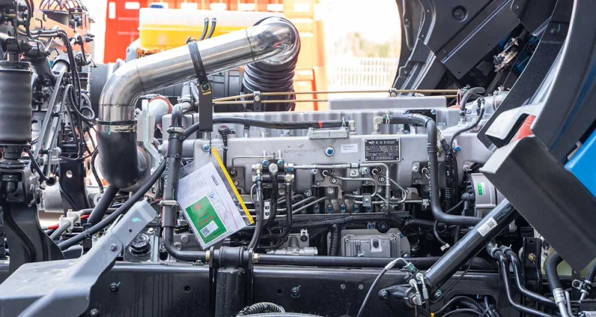 Dongfeng X7 385HP Động cơ 1