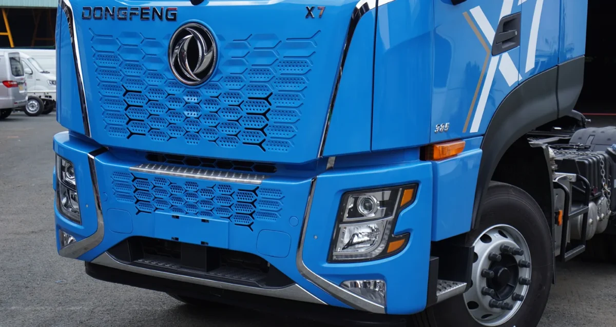 Dongfeng X7 385HP Ngoại thất 1