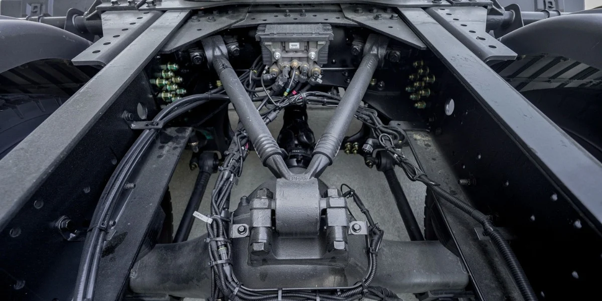 Dongfeng X9 490HP Động cơ 2