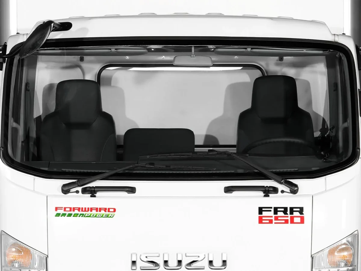 Xe tải ISUZU – FRR90QE5 – Cabin Sát-xi Nội thất 6