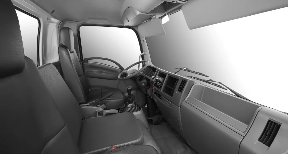 Xe tải ISUZU – FVZ60QE5 – Cabin Sát-xi Nội thất 6